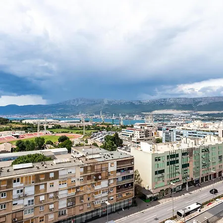 Comfortable With Great And Sea View Appartement Split