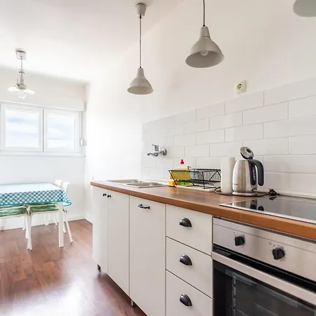 Comfortable With Great And Sea View *