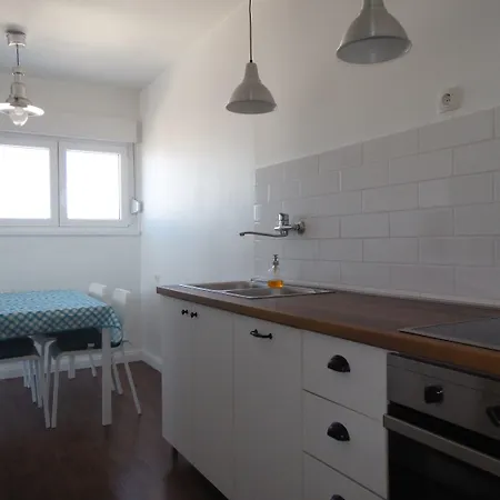 Comfortable With Great And Sea View דירה *