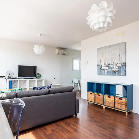 Comfortable With Great And Sea View Apartman *